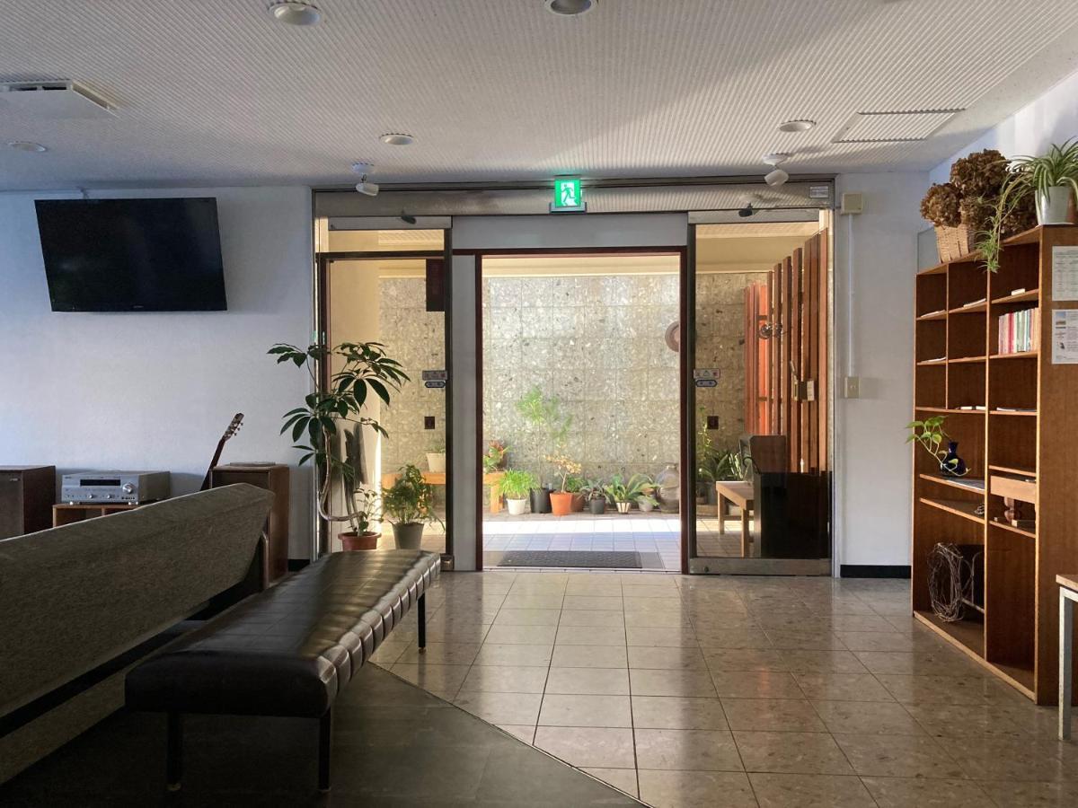 J-Hoppers Beppu Guesthouse ジェイホッパーズ別府ゲストハウス Kültér fotó