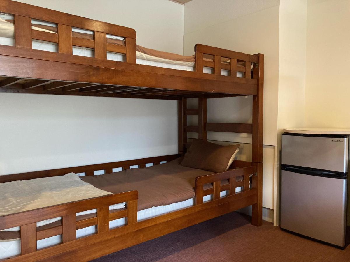 J-Hoppers Beppu Guesthouse ジェイホッパーズ別府ゲストハウス Kültér fotó